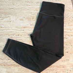 Athleta Persistence Laser Cut 7/8 Tight